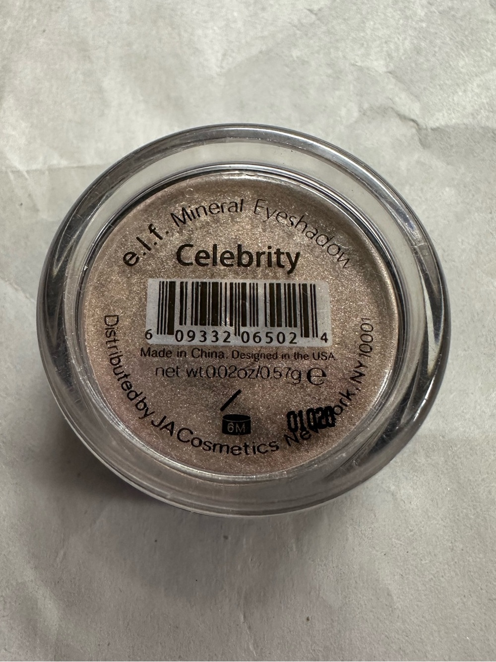 NEW e.l.f. Mineral Eyeshadow in Celebrity (Taupe Metallic Shimmer)